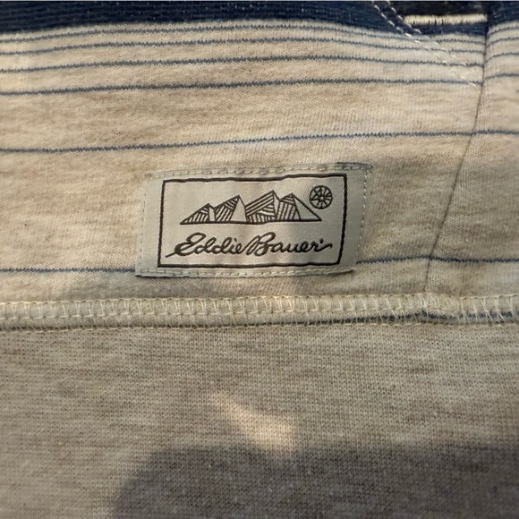 Eddie Bauer Camp Fleece Pullover Hoodie with Front Kangaroo Pocket. Size Large - Picture 7 of 12